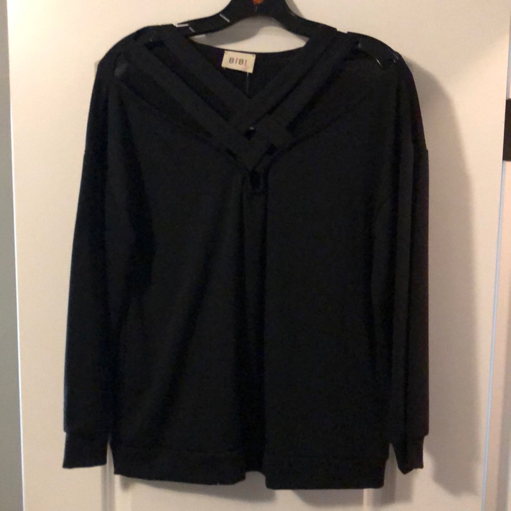 Women’s long sleeve shirt
